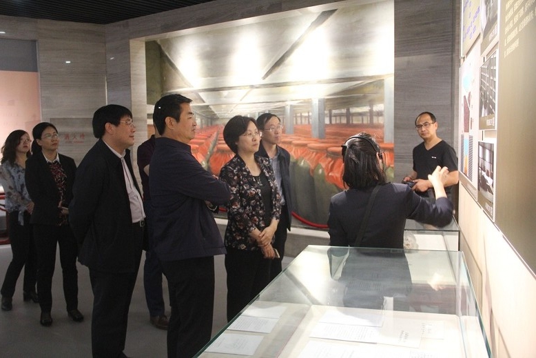 承德市委常委、组织部长杨培苏同志到避暑和记娱乐企业集团检查指导工作